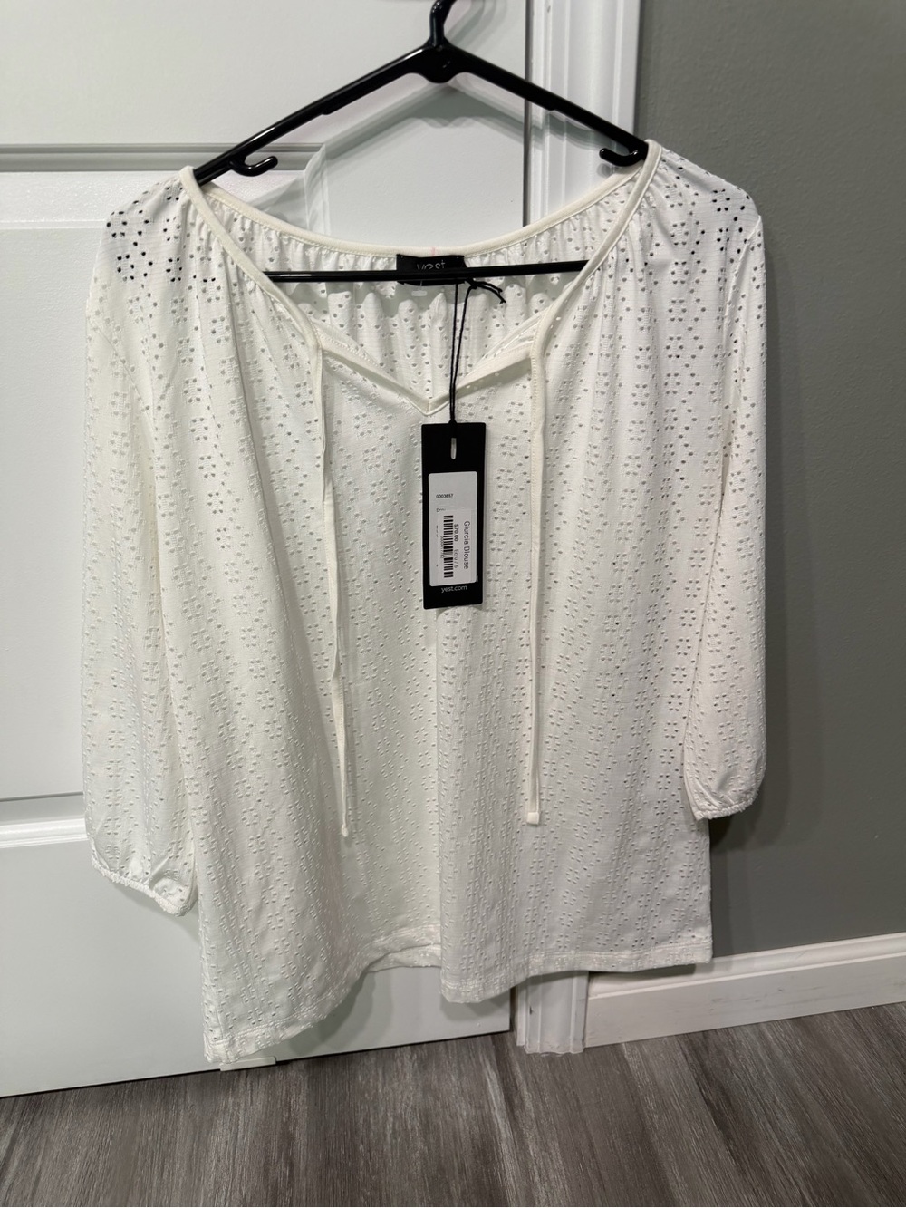Yest Women's White Eyelet Peasant Blouse - Soft Tie Neck NWT